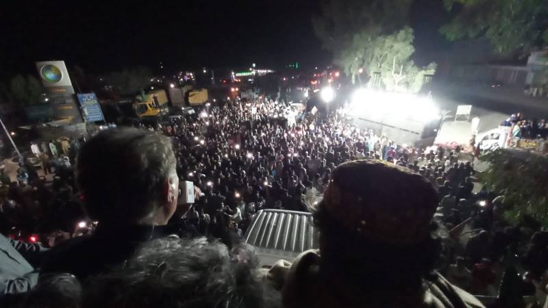 پی ٹی آئی کا سندھ حقو ق مارچ، سندھ عمران خان کے استقبال کیلئے تیار ہے: شاہ محمود 