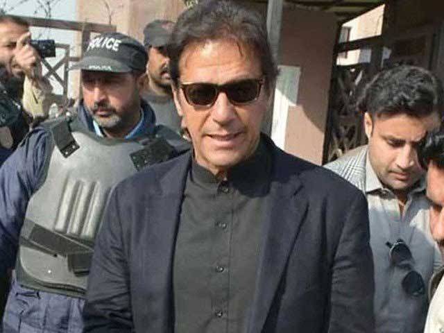 فارن فنڈنگ کیس : نیب نے عمران خان کو کل طلب کرلیا