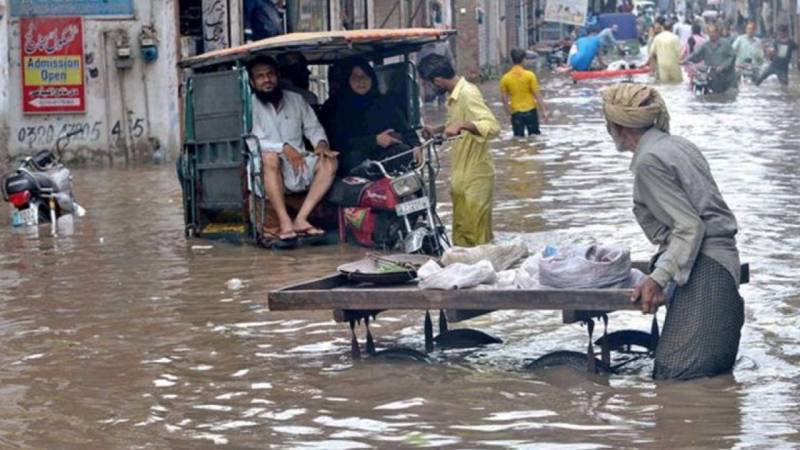 لاہور سمیت  پنجاب بھر میں موسلادھار بارشیں، بجلی کا نظام درہم برہم